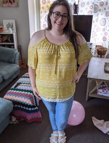 Cold Shoulder Plus Size Top - Picture 3 of 4
